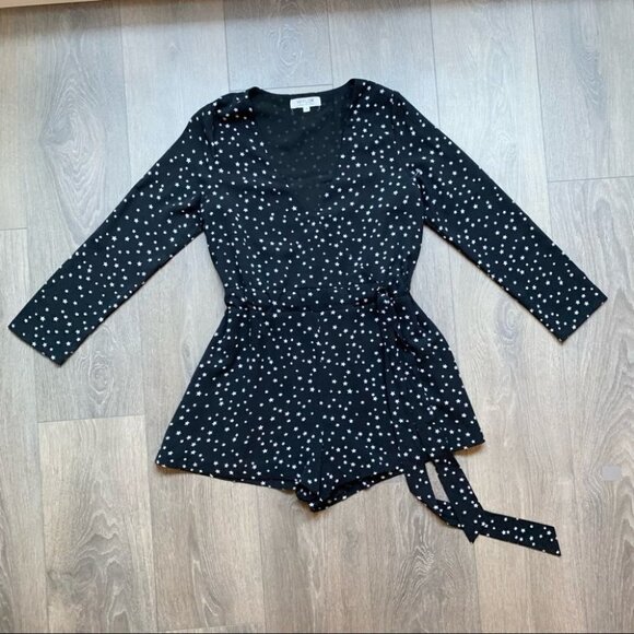 Revolve WYLDR In Your Eyes Star Print Romper Playsuit Jumpsuit Navy Blue V-neck - Picture 4 of 16